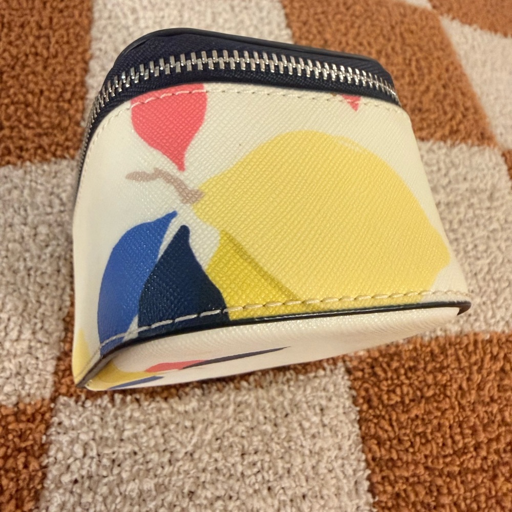 Kate Spade Lemon Zest Jewelry Holder - Picture 8 of 10